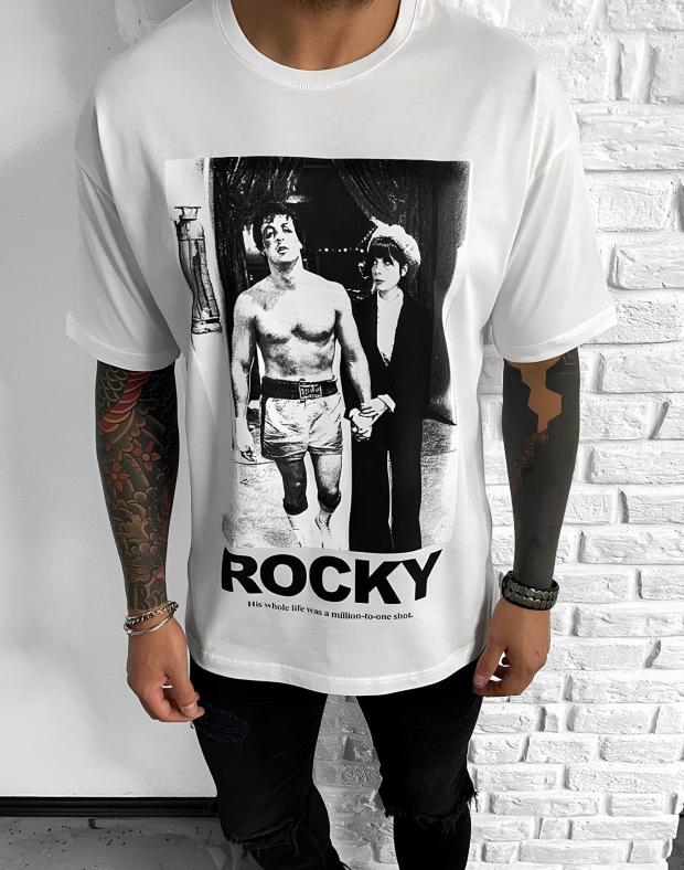 Мужская белая футболка oversize с принтом Rocky, 100% хлопок - Фото 1