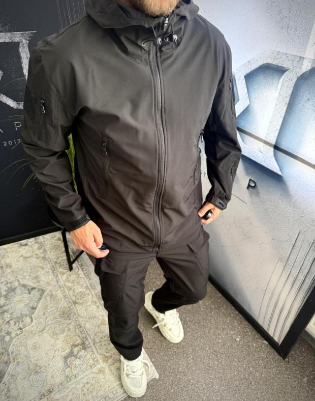 Спортивний костюм чоловічий чорний Soft Shell демісезон